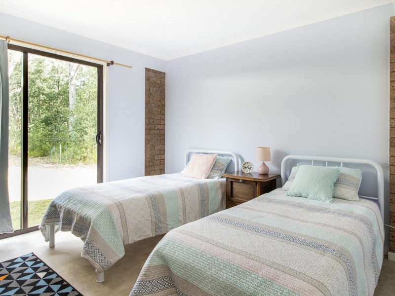 702 Sussex Inlet Road, Sussex Inlet NSW 2540