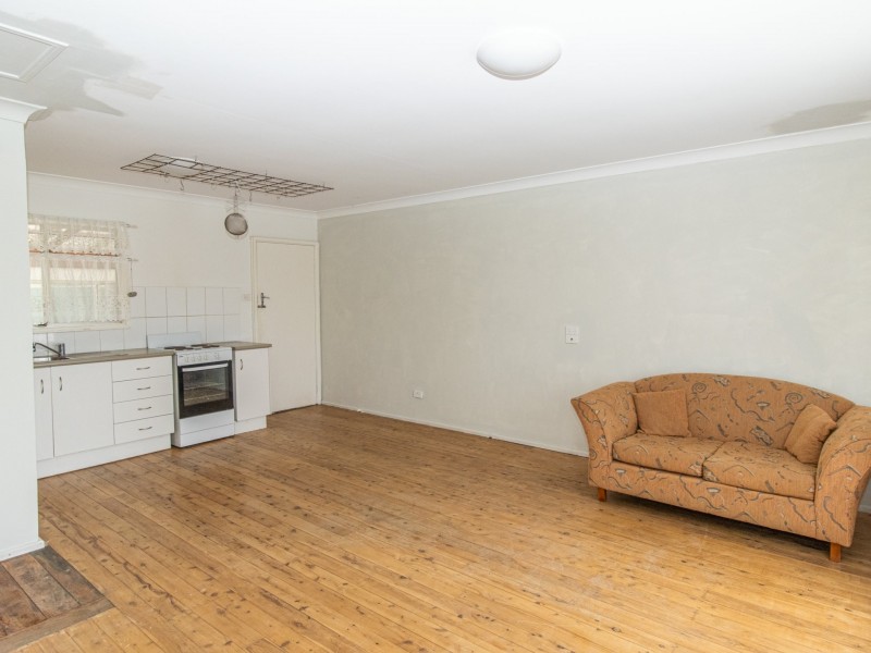 2 Suncrest Avenue, Sussex Inlet NSW 2540