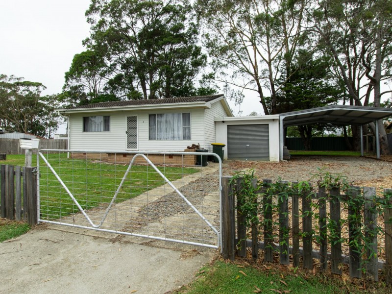 2 Suncrest Avenue, Sussex Inlet NSW 2540