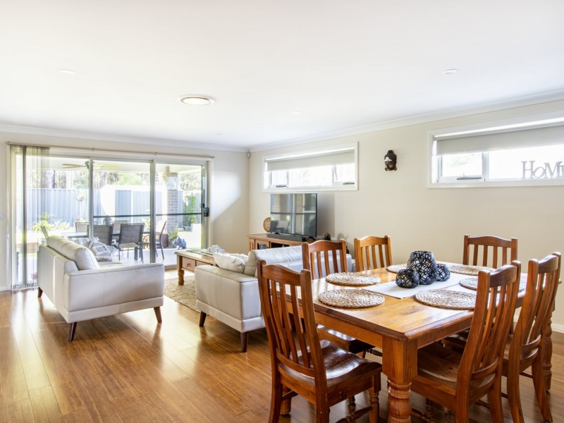 1 Peacehaven Way, Sussex Inlet NSW 2540