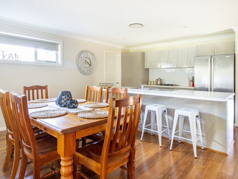 1 Peacehaven Way, Sussex Inlet NSW 2540