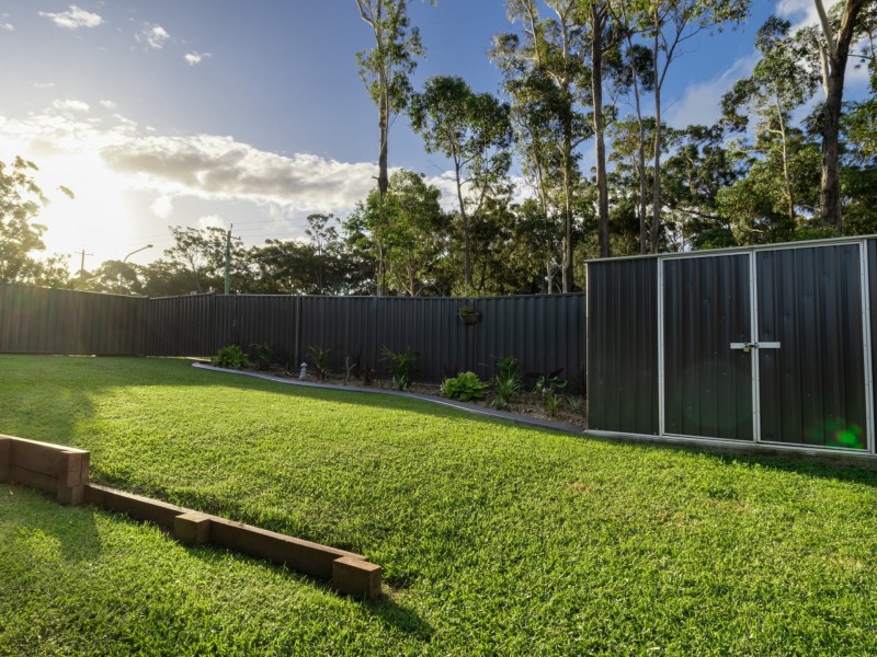 1 Peacehaven Way, Sussex Inlet NSW 2540