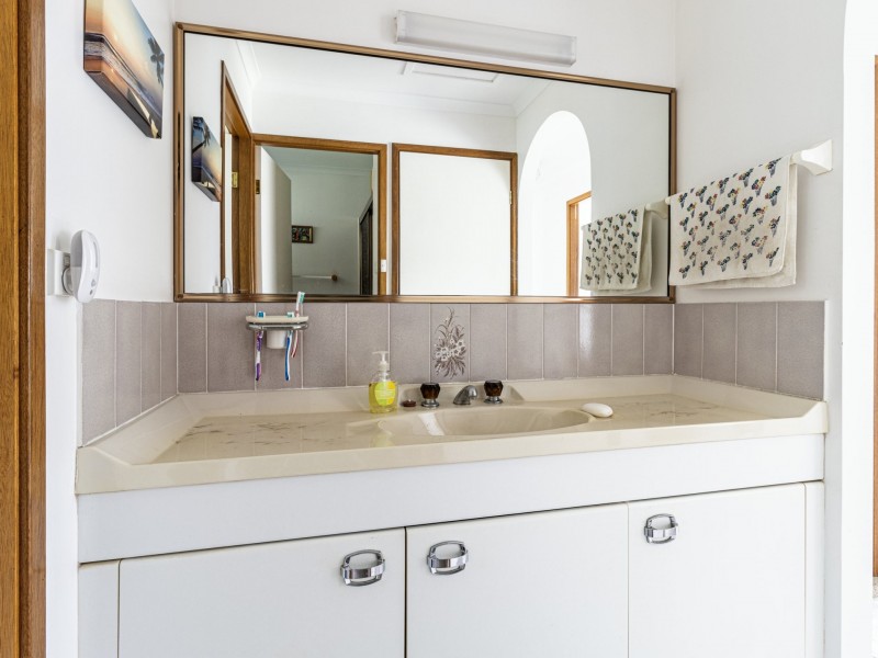 4 Murre Street, Sussex Inlet NSW 2540