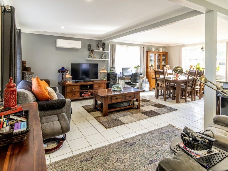 17 Glanville Road, Sussex Inlet NSW 2540