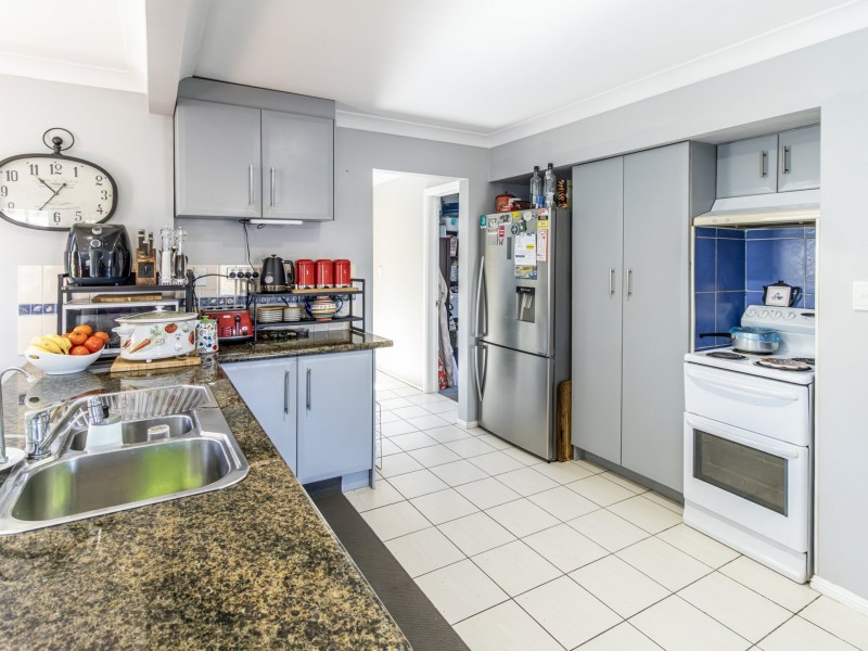 17 Glanville Road, Sussex Inlet NSW 2540