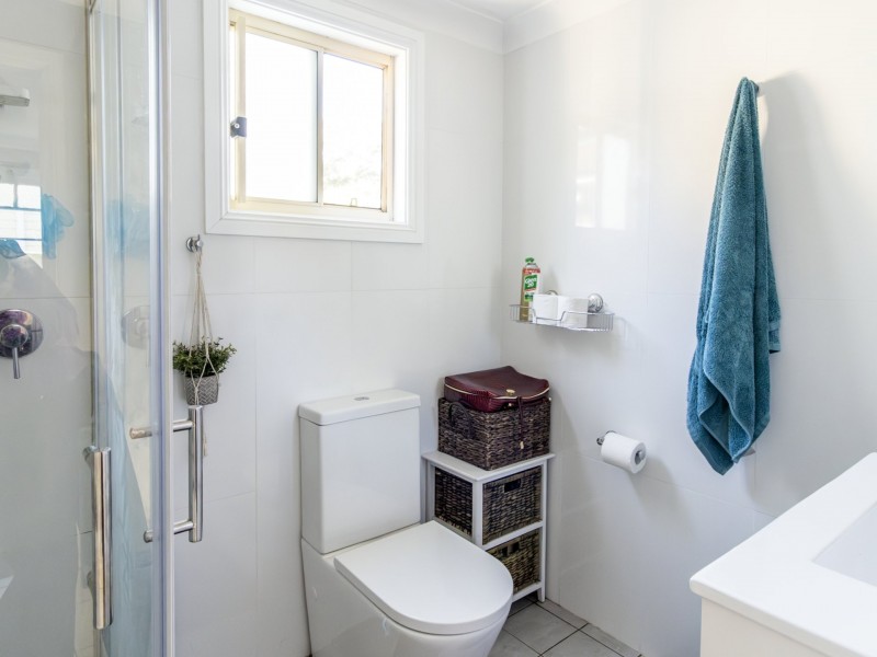 17 Glanville Road, Sussex Inlet NSW 2540