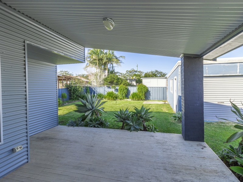 30 Ray Street, Sussex Inlet NSW 2540