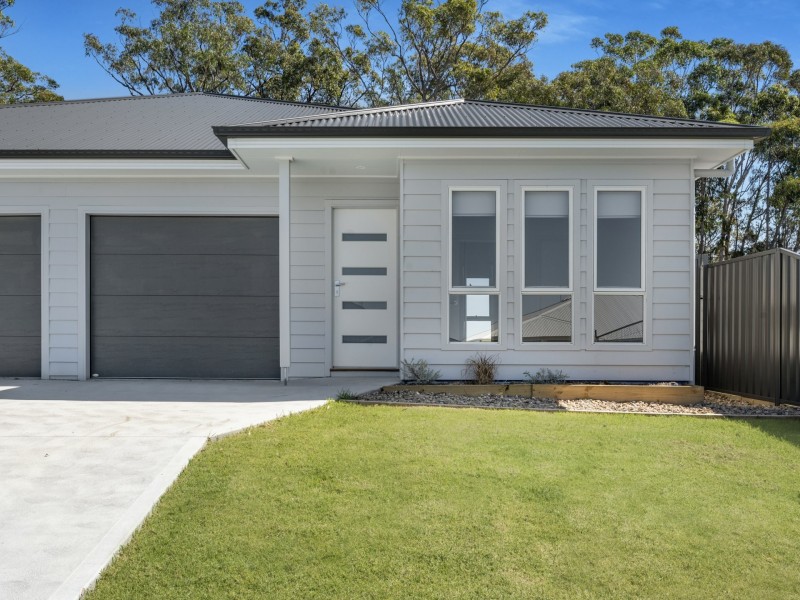 52A Lancing Avenue, Sussex Inlet NSW 2540
