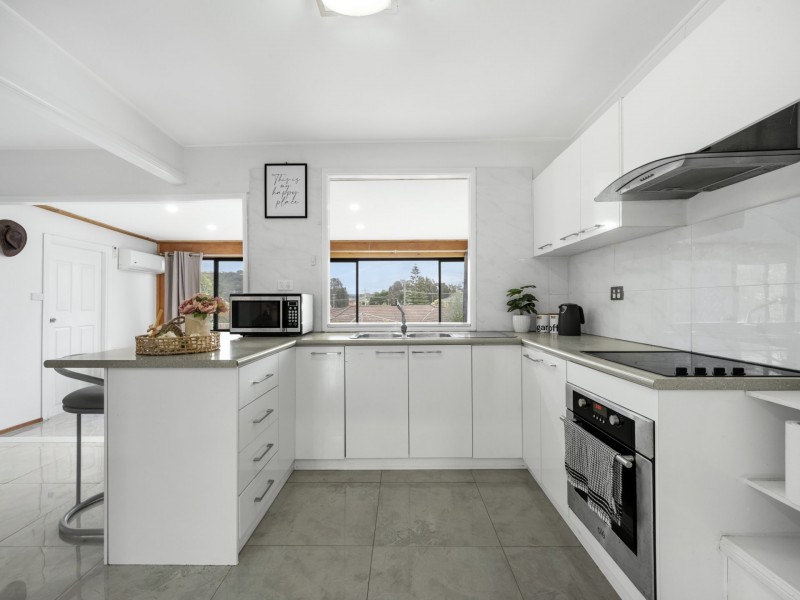 27 Ray Street, Sussex Inlet NSW 2540