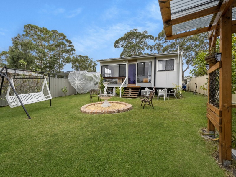 27 Ray Street, Sussex Inlet NSW 2540