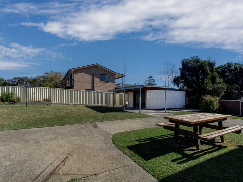 17 Tradewinds Avenue, Sussex Inlet NSW 2540