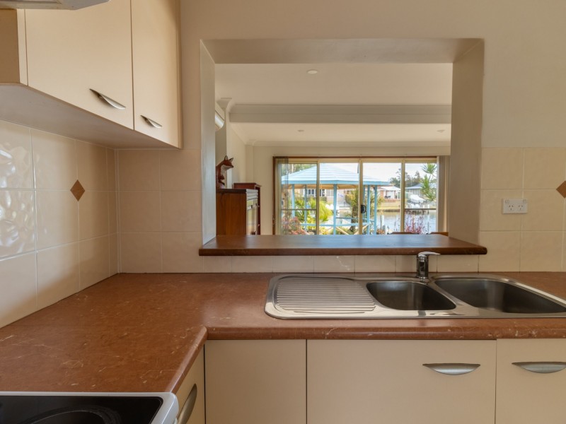 10 Ibis Place, Sussex Inlet NSW 2540