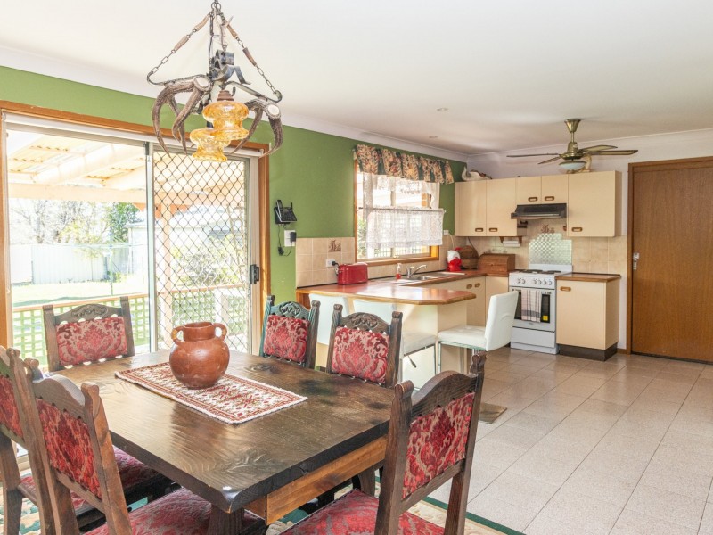 14 Tradewinds Avenue, Sussex Inlet NSW 2540