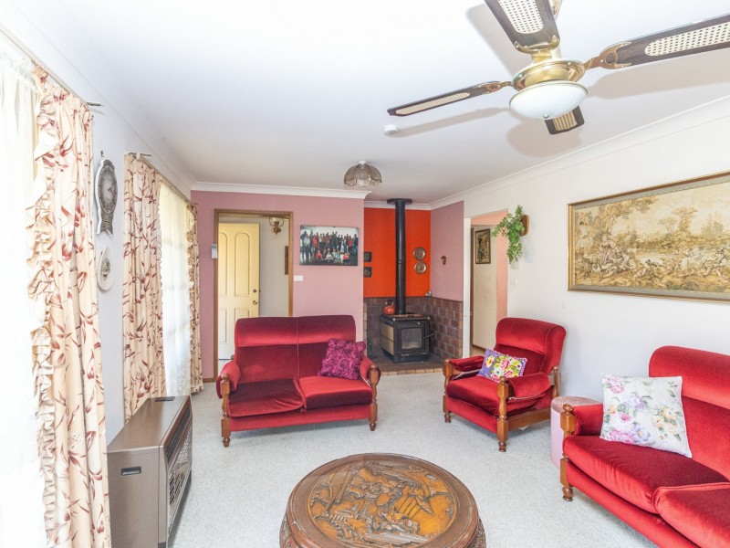 14 Tradewinds Avenue, Sussex Inlet NSW 2540