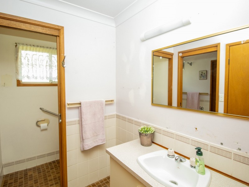 14 Tradewinds Avenue, Sussex Inlet NSW 2540