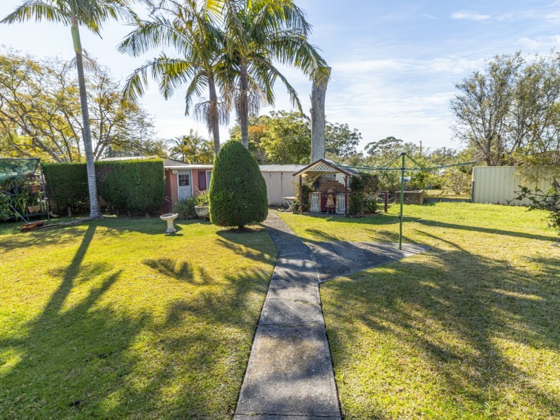 14 Tradewinds Avenue, Sussex Inlet NSW 2540