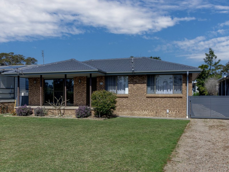 135 River Road, Sussex Inlet NSW 2540