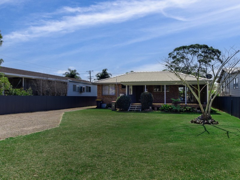 135 River Road, Sussex Inlet NSW 2540