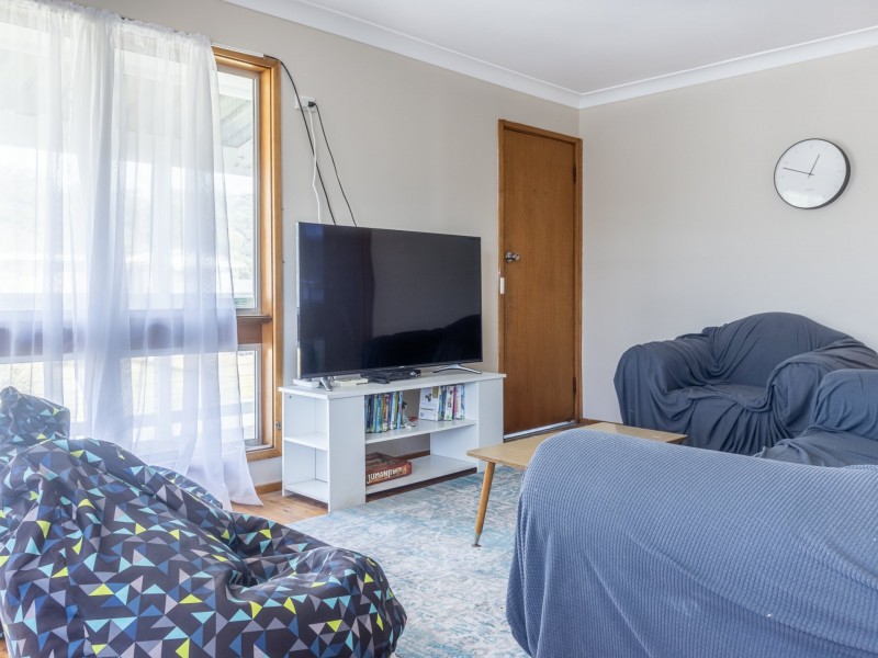 5 Riviera Avenue, Sussex Inlet NSW 2540