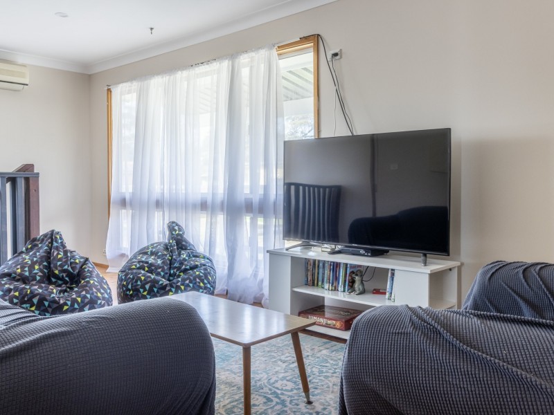 5 Riviera Avenue, Sussex Inlet NSW 2540