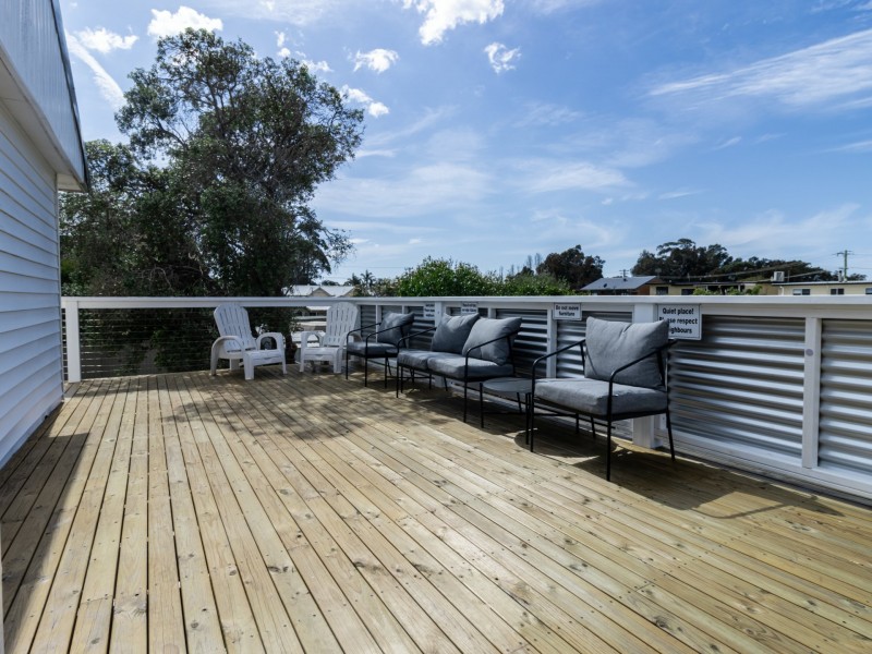 5 Riviera Avenue, Sussex Inlet NSW 2540