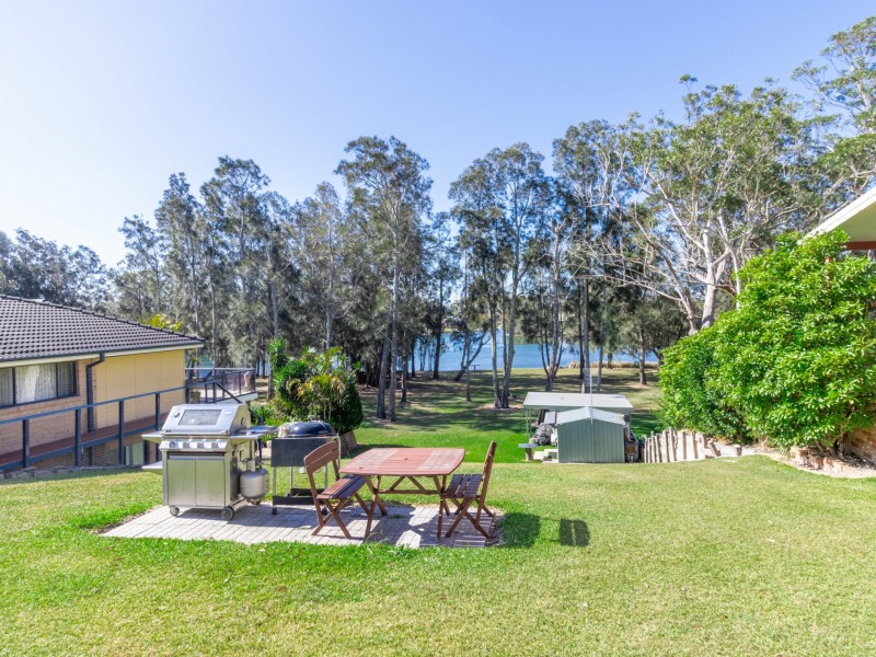 53 Ray Street, Sussex Inlet NSW 2540