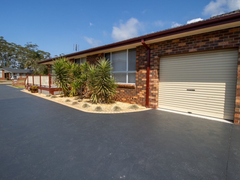 13 Ellmoos Avenue, Sussex Inlet NSW 2540