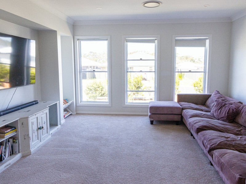 16 Hastings Parade, Sussex Inlet NSW 2540