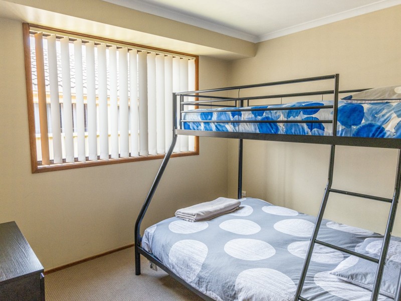 27 Tradewinds Avenue, Sussex Inlet NSW 2540