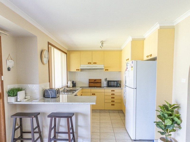 27 Tradewinds Avenue, Sussex Inlet NSW 2540