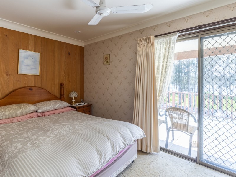 5 Fairview Crescent, Sussex Inlet NSW 2540
