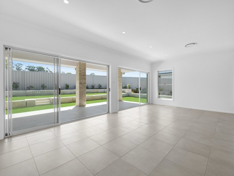 11 Birkdale Circuit, Sussex Inlet NSW 2540