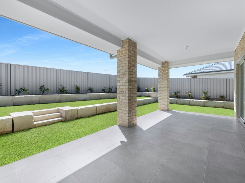 11 Birkdale Circuit, Sussex Inlet NSW 2540