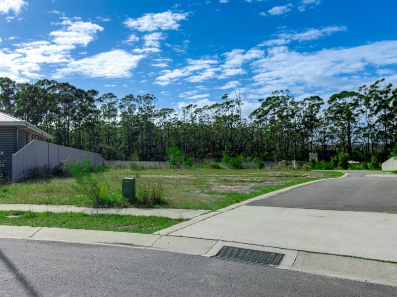 62 Birkdale Circuit, Sussex Inlet NSW 2540