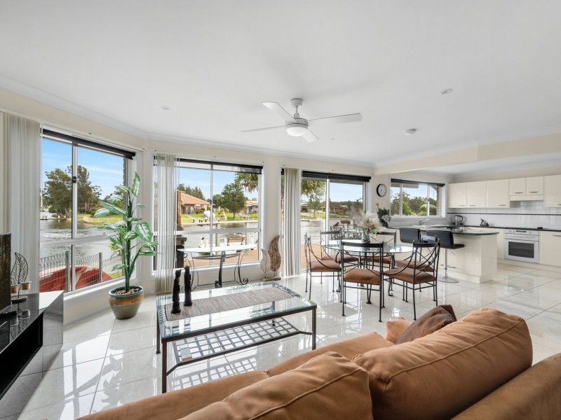 9 Whimbrel Drive, Sussex Inlet NSW 2540