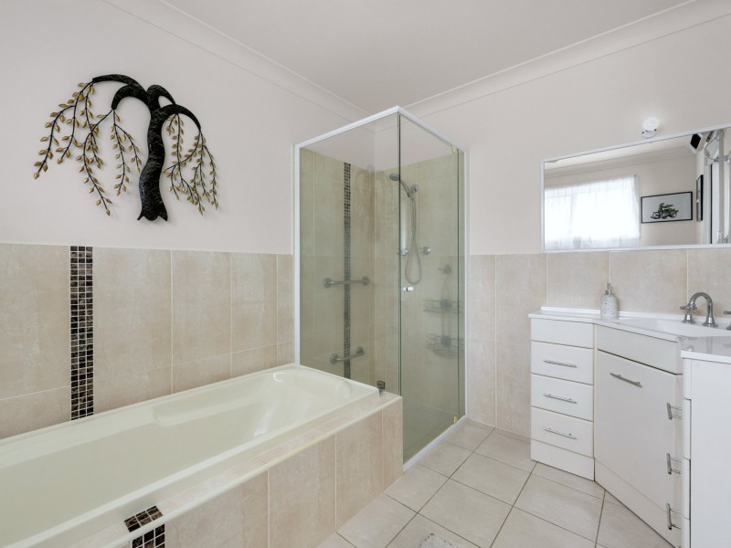 9 Whimbrel Drive, Sussex Inlet NSW 2540