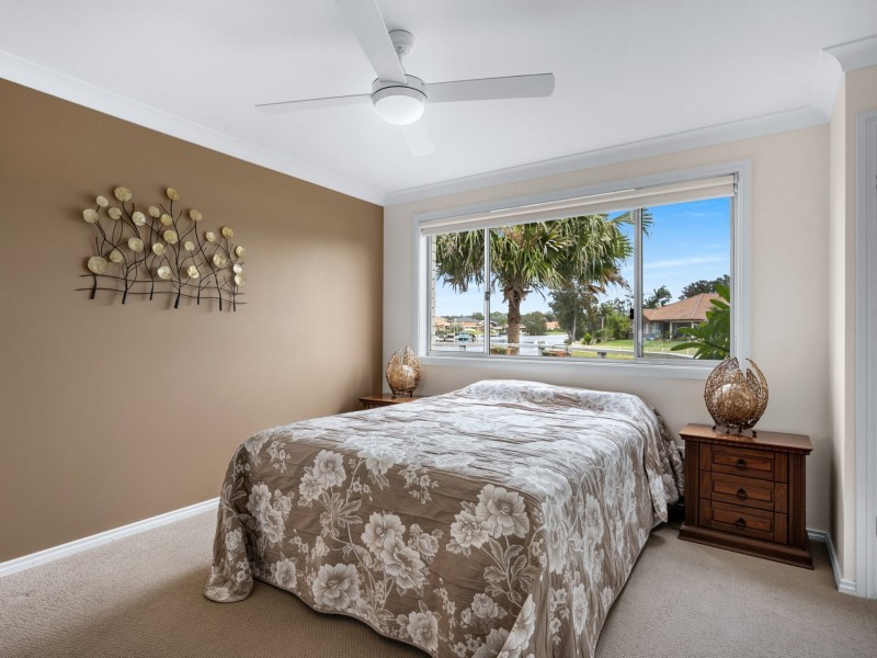 9 Whimbrel Drive, Sussex Inlet NSW 2540