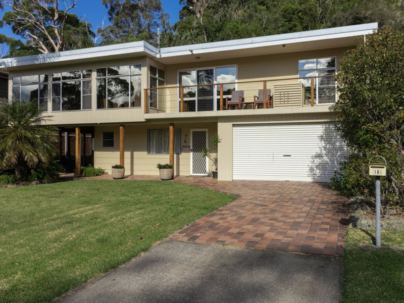 10 Alamein Road, Sussex Inlet NSW 2540