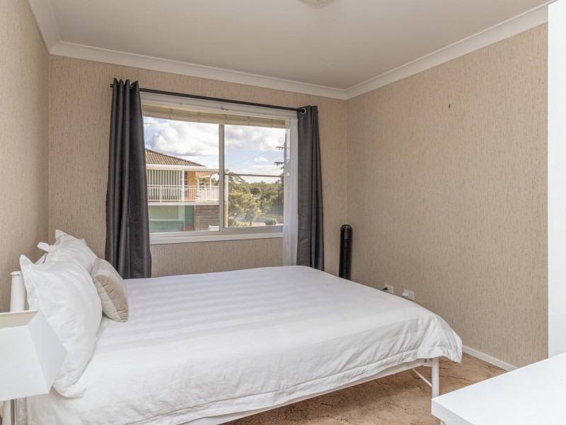 10 Alamein Road, Sussex Inlet NSW 2540