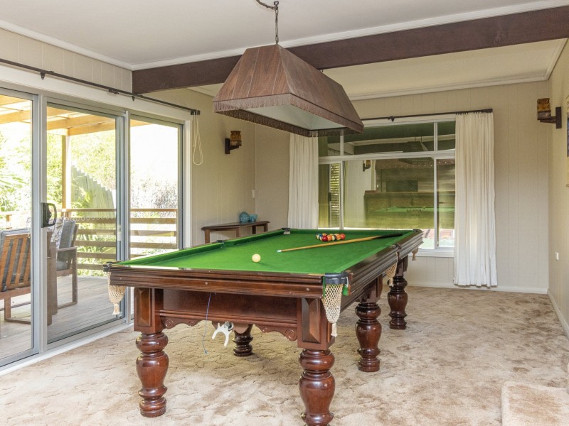 10 Alamein Road, Sussex Inlet NSW 2540