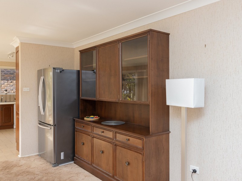 10 Alamein Road, Sussex Inlet NSW 2540