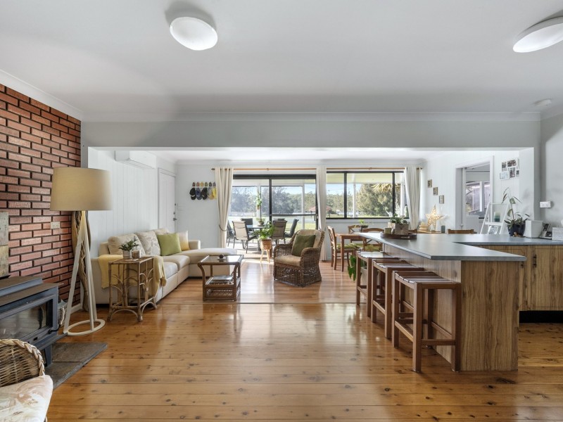 276 River Road, Sussex Inlet NSW 2540