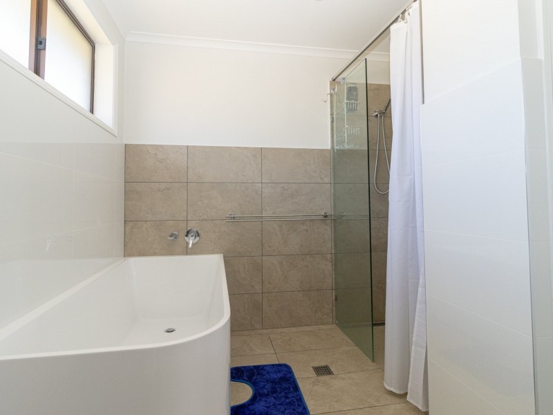 17 Tradewinds Avenue, Sussex Inlet NSW 2540