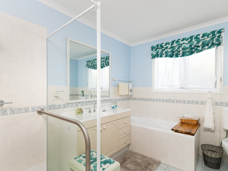 26 Lakehaven Drive, Sussex Inlet NSW 2540