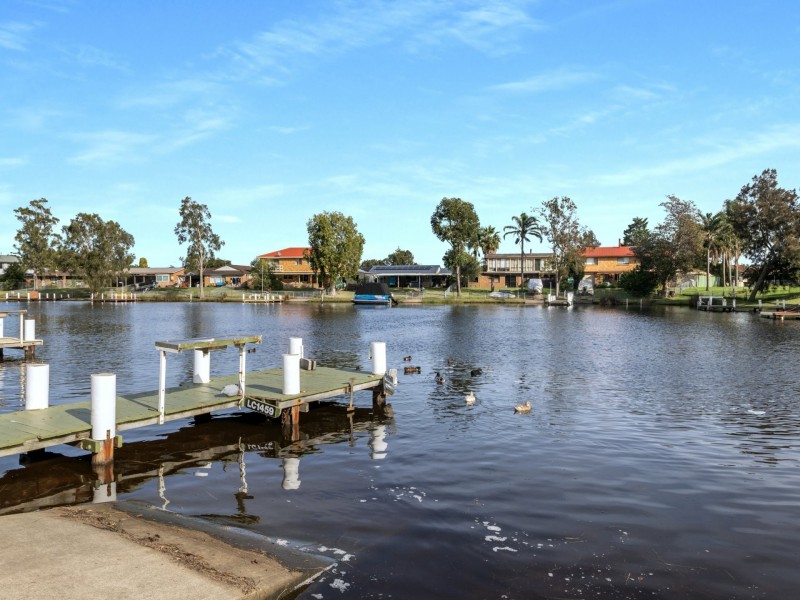 2 Sandpiper Way, Sussex Inlet NSW 2540