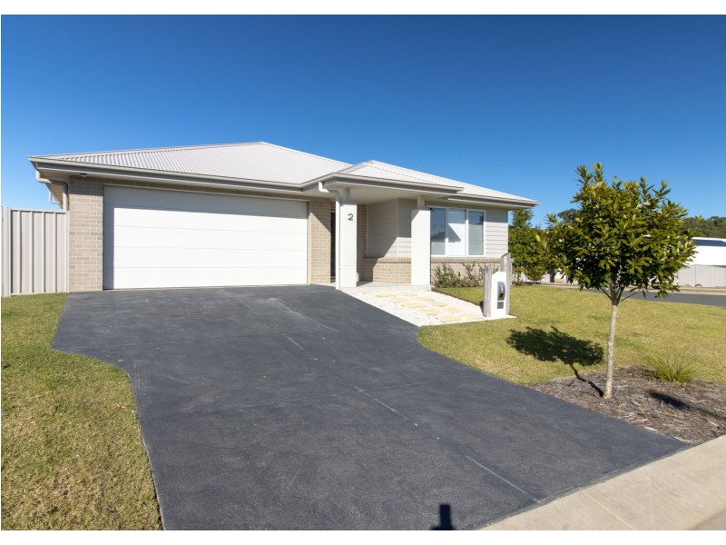 2 Oakmont Lane, Sussex Inlet NSW 2540