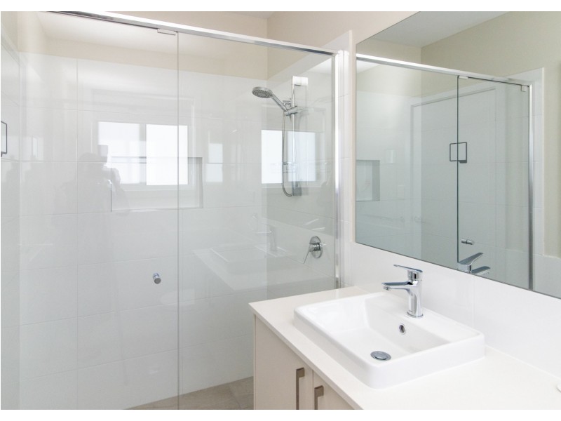 2 Oakmont Lane, Sussex Inlet NSW 2540