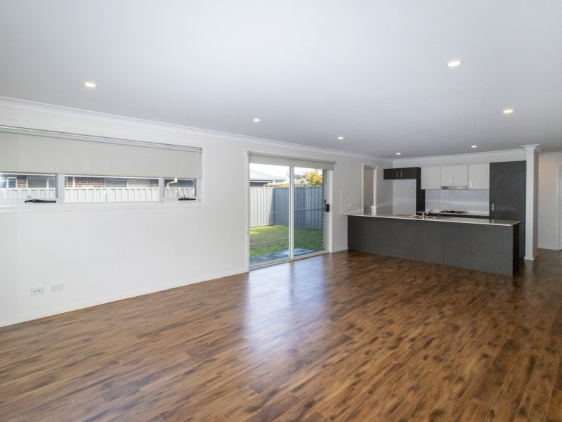 7 Chichester Road, Sussex Inlet NSW 2540