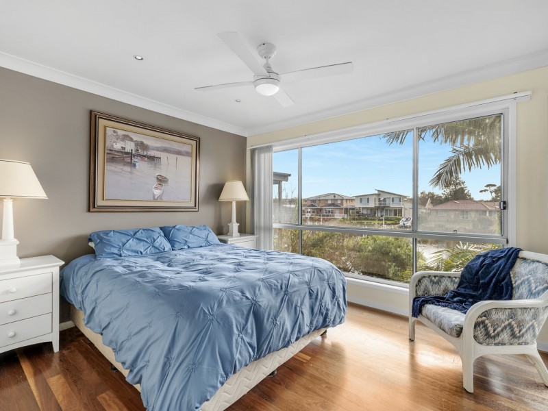 65 Cater Crescent, Sussex Inlet NSW 2540