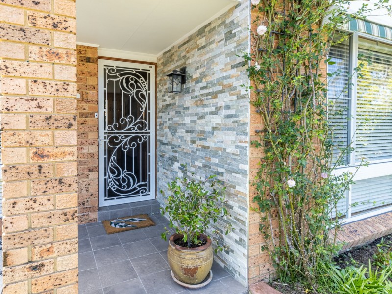 9 River Road, Sussex Inlet NSW 2540